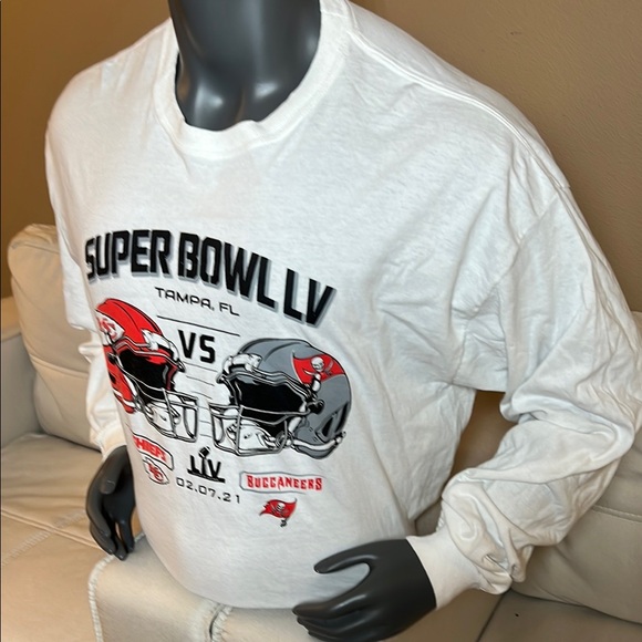 Gildan Men’s White Long Sleeve Tee with Super Bowl LV Design Size 2XL - Picture 3 of 6